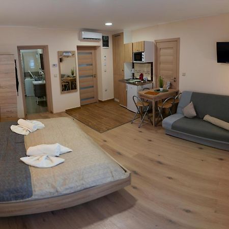 Holiday Apartmanhaz Gyula Εξωτερικό φωτογραφία