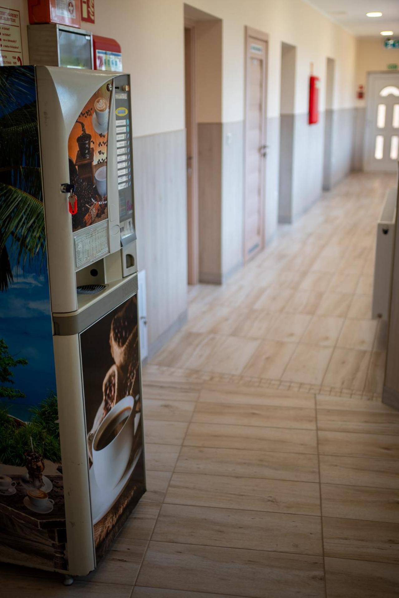 Holiday Apartmanhaz Gyula Εξωτερικό φωτογραφία