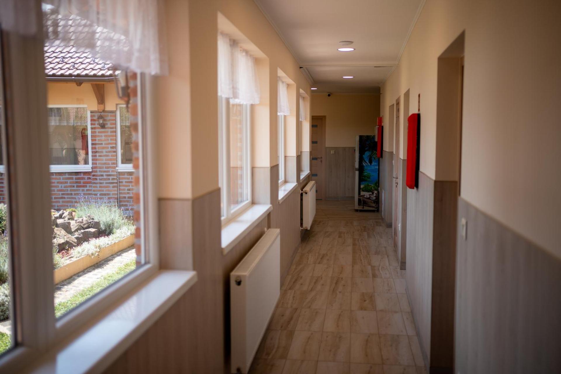 Holiday Apartmanhaz Gyula Εξωτερικό φωτογραφία