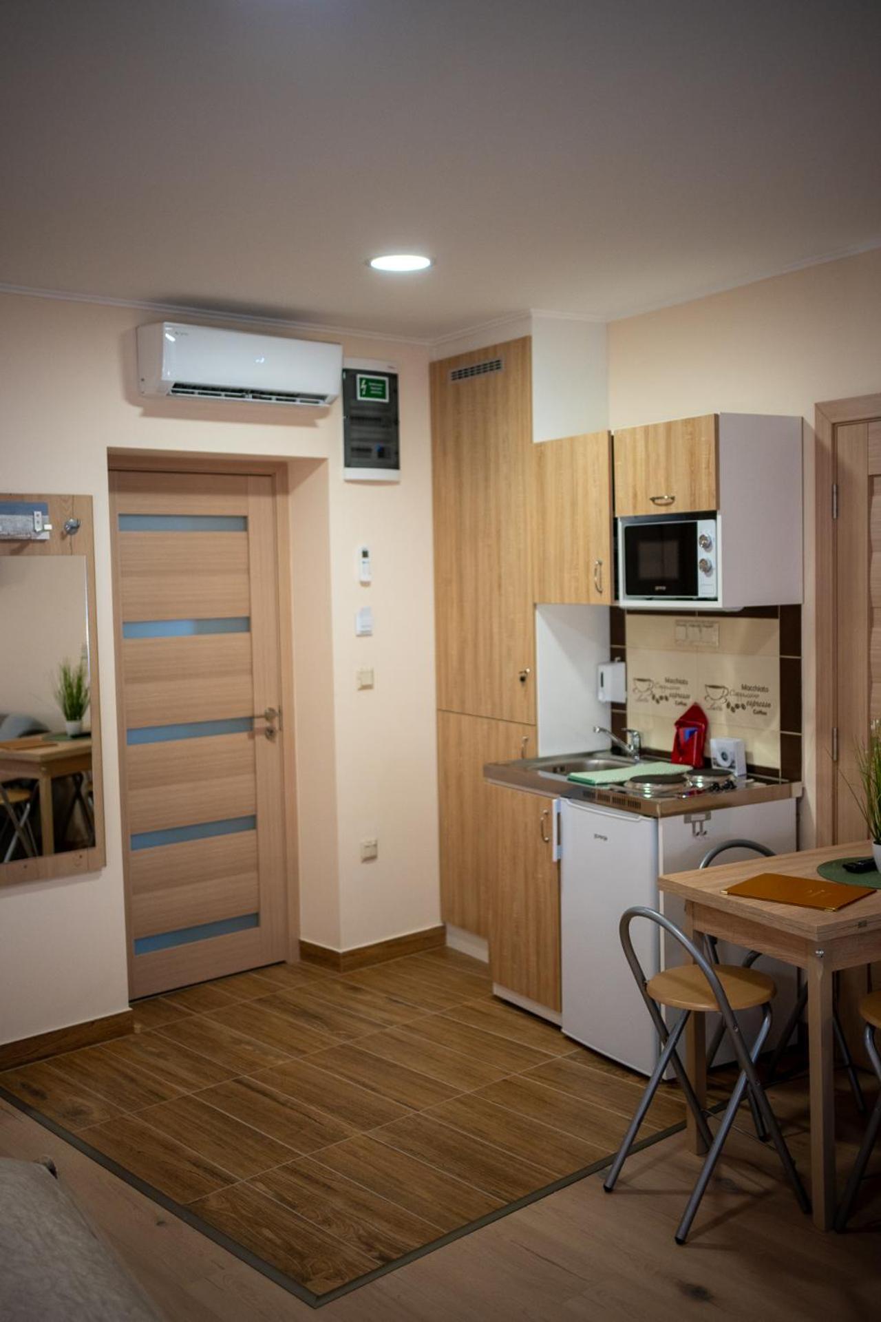 Holiday Apartmanhaz Gyula Εξωτερικό φωτογραφία