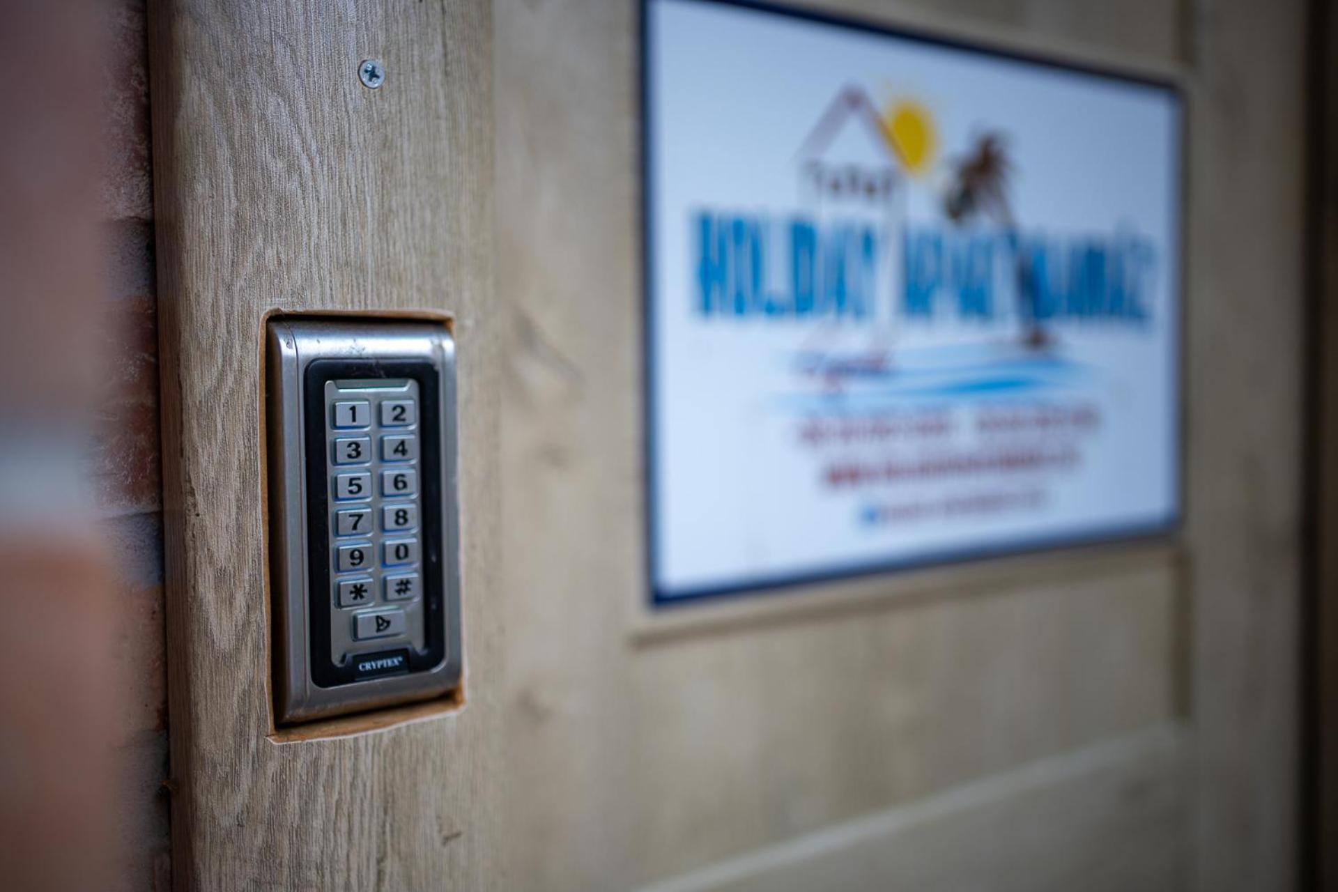 Holiday Apartmanhaz Gyula Εξωτερικό φωτογραφία