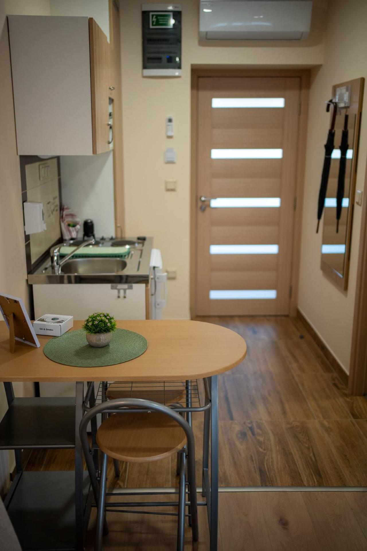 Holiday Apartmanhaz Gyula Εξωτερικό φωτογραφία