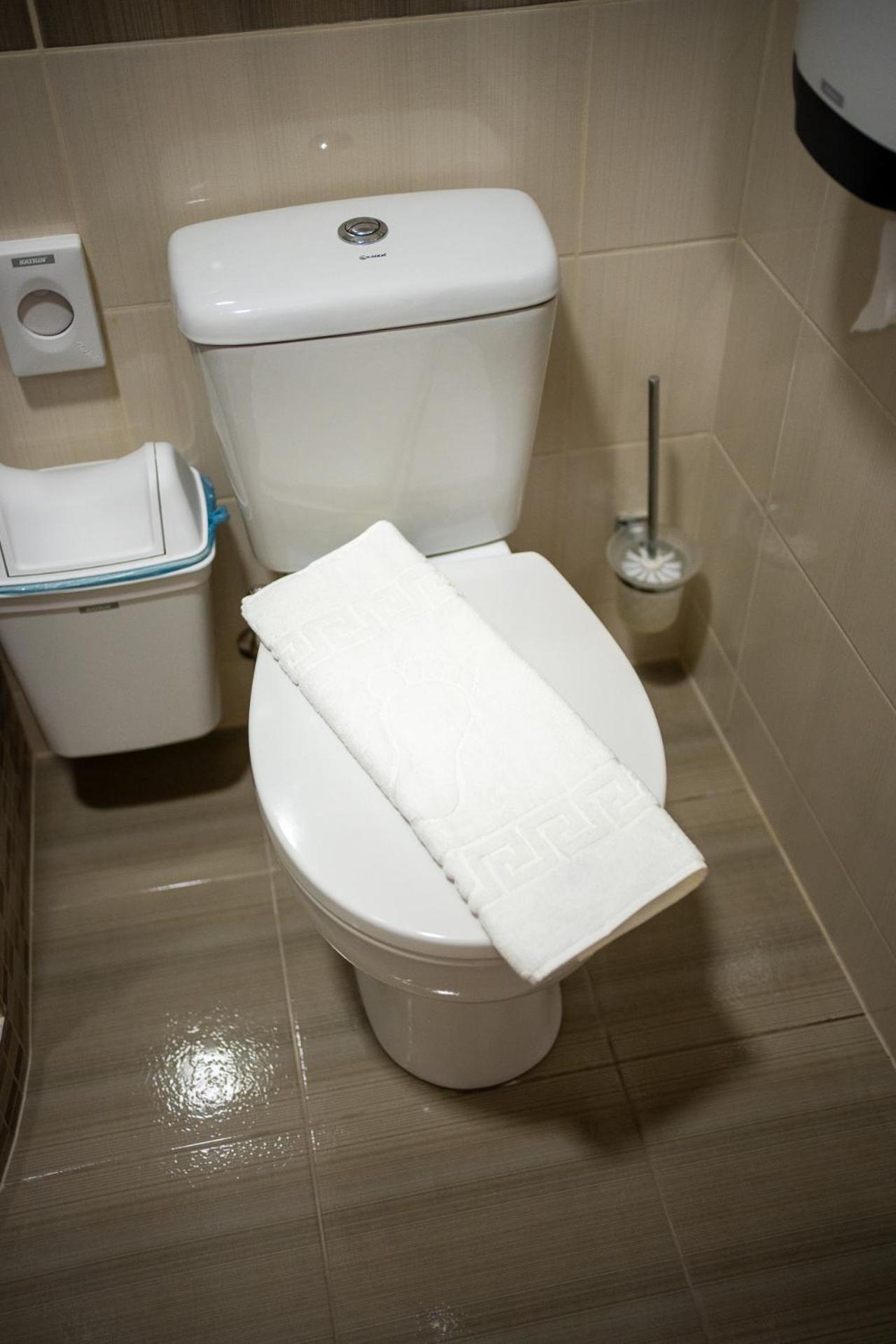 Holiday Apartmanhaz Gyula Εξωτερικό φωτογραφία